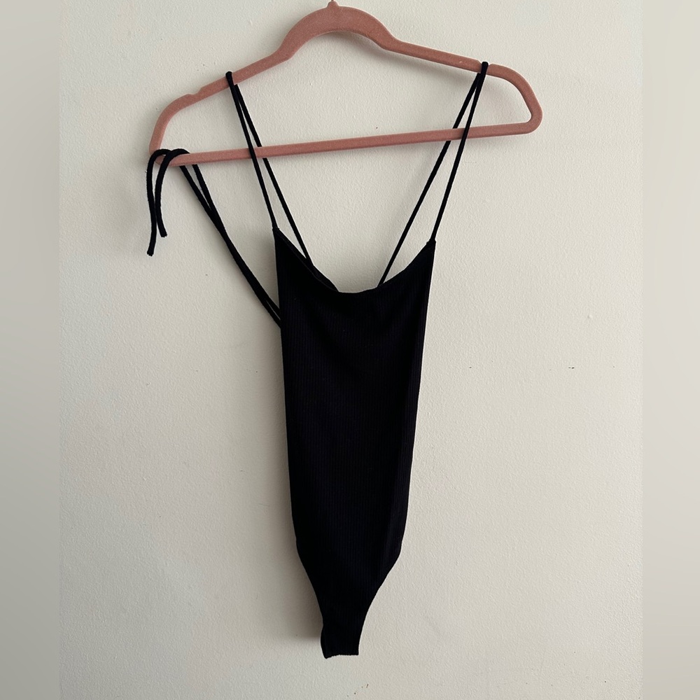 REFORMATION Ribbed Bodysuit Strappy Tie SIZE EXTRA SMALL Basics Thong A+ Quality